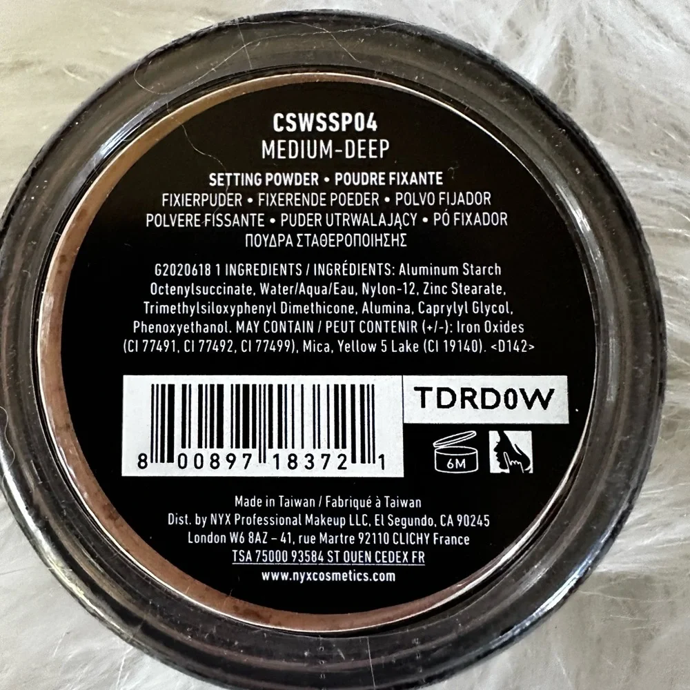 New NYX Can't Stop Won't Stop Medium-Deep Setting Powder‎